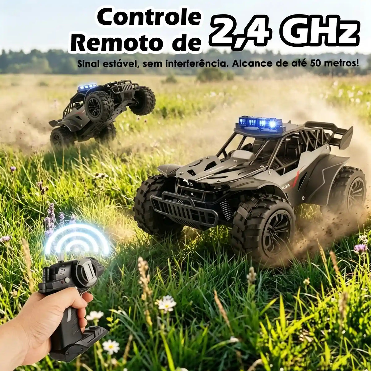 Carro de controle remoto preto e cinza em movimento sobre gramado com controle remoto em primeiro plano.